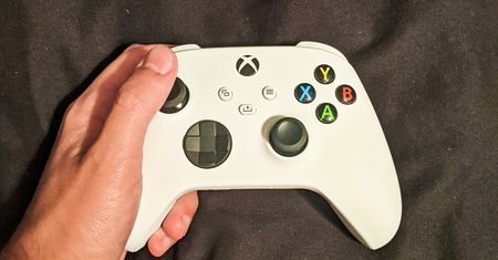 Xbox Series S istnieje naprawdę. I teraz już nie ma żadnych wątpliwości