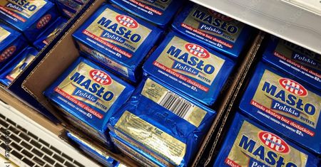 Masło po 88 gr? "Społem" skarży dyskontowe promocje do UOKiK