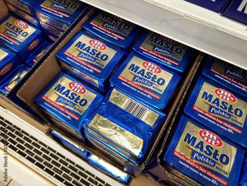 Masło po 88 gr? "Społem" skarży dyskontowe promocje do UOKiK