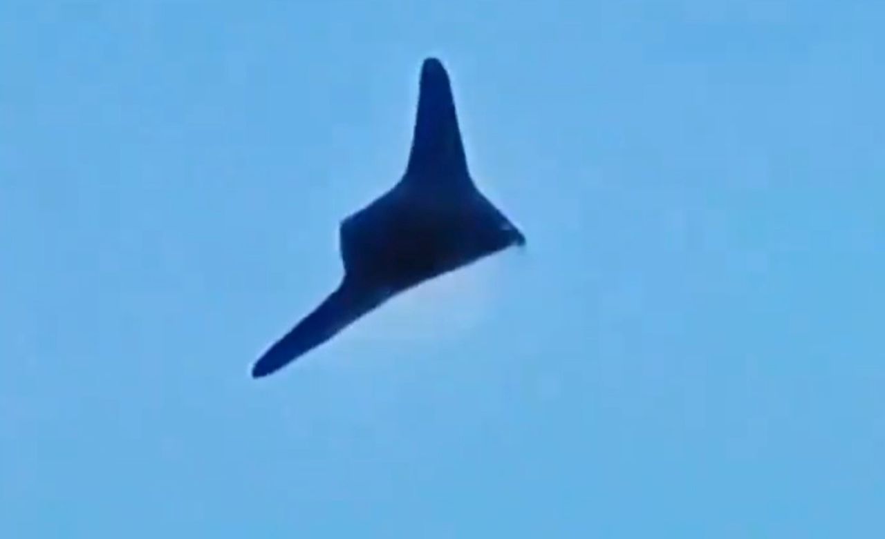 Mysterious footage hints at China’s new stealth drone, CS-5000T