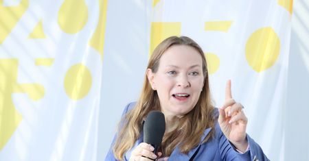 "Gwarantuję". Ministra: krótszy czas pracy to niższe pensje