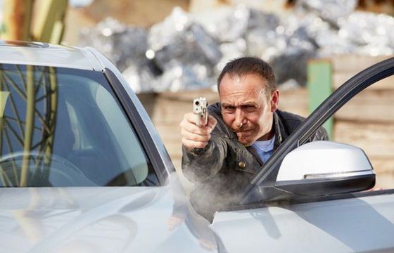 Serial „Kobra - oddział specjalny 20” w 13 Ulica