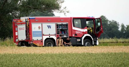 Wypadek podczas żniw. Maszyna wciągnęła rolnika