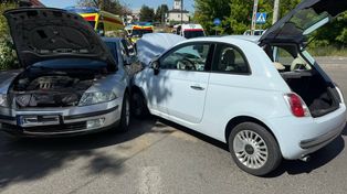 Poważne zderzenie w Ostrowcu Świętokrzyskim. Dziecko i kierowca trafili do szpitala
