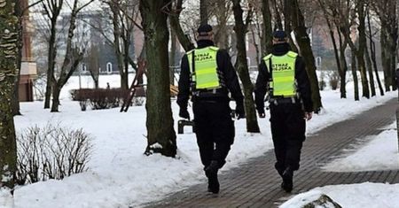 Pada śnieg? Lepiej to zrób, zanim dostaniesz mandat! Straż Miejska ostrzega