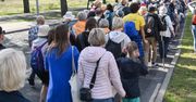 Tłum idzie przez Polskę. "Teraz jest nas trzy razy więcej"