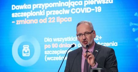 "Apogeum zakażeń" w Polsce. Adam Niedzielski podaje termin nowej fali COVID-19