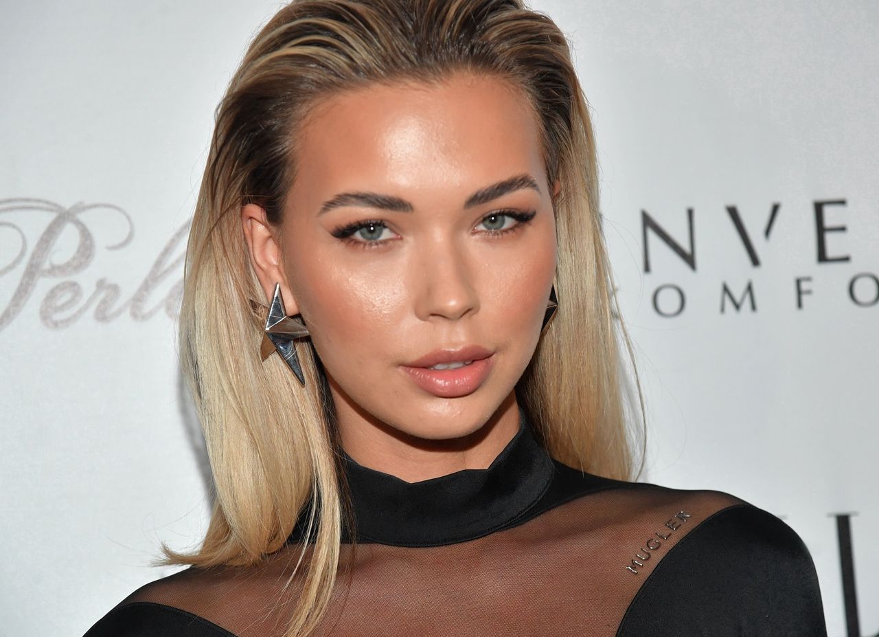 Sandra Kubicka pokazała stylizację do biura 