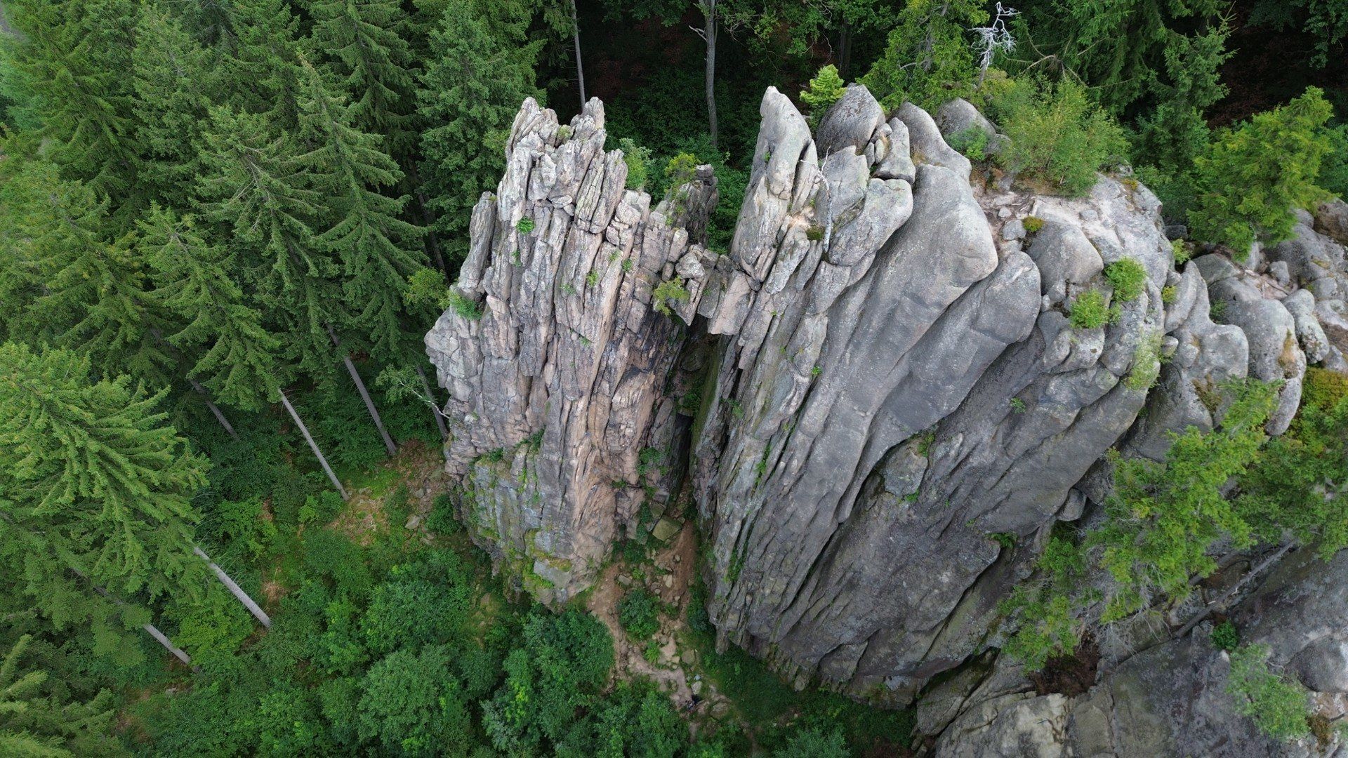 Skalny Most w Rudawach Janowickich