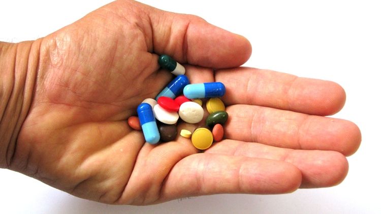 Przedawkowanie tabletek przeciwbólowych