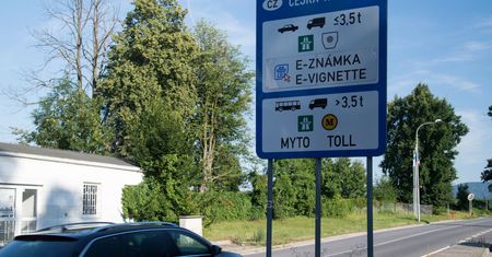 Czesi tracą miliardy. Masowo przywożą to z Polski