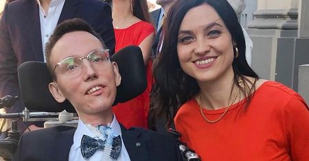 Wojtek Sawicki OŚWIADCZYŁ SIĘ ukochanej! Agata Tomaszewska pochwaliła się pierścionkiem (FOTO)