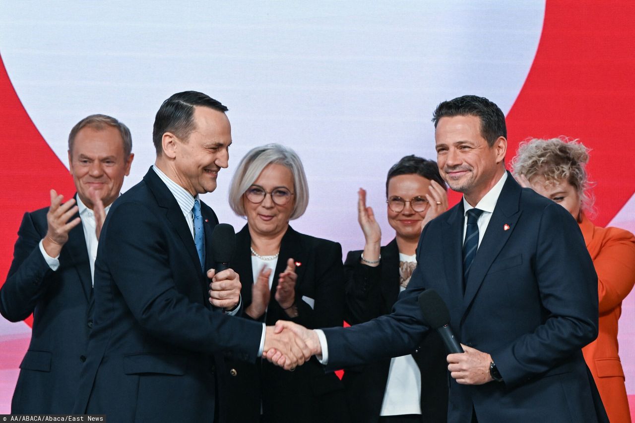 Sztab PiS chce sięgnąć po archiwa. "Wykorzysta" Sikorskiego