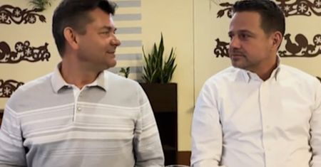 Zenon Martyniuk i Rafał Trzaskowski na wspólnym nagraniu. Internauci nie kryją rozczarowania