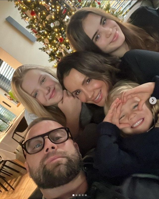 Sara i Artur Boruc z dziećmi