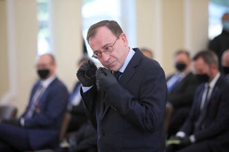 Koniec "psiej grypy"? Policja i służby mundurowe porozumiały się z MSWiA