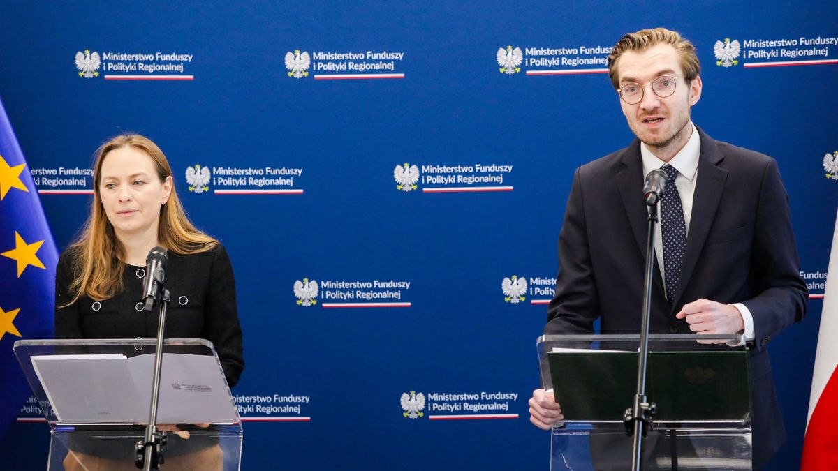Minister funduszy i polityki regionalnej Katarzyna Pełczyńska-Nałęcz i wiceminister Jan Szyszko