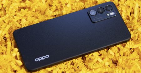 OPPO Reno6 5G umknąłby mojej uwadze, gdyby nie jeden, (nie)banalny element