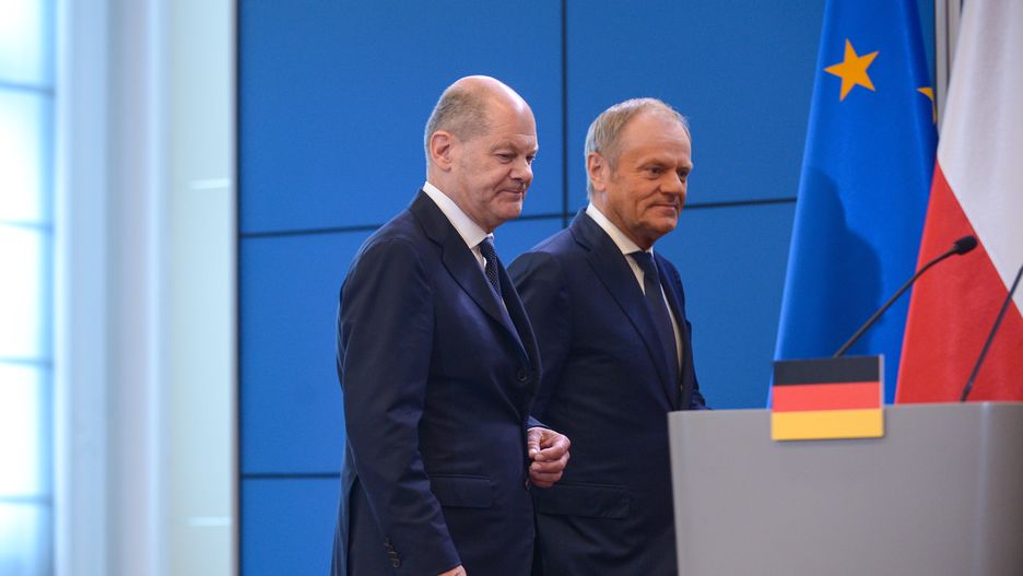 Donad Tusk, Olaf Scholz
Warszawa, 02.07.2024. Premier Donad Tusk (P) oraz kanclerz Niemiec Olaf Scholz (L) podczas konferencji prasowej w siedzibie Kancelarii Prezesa Rady Ministr�w w Warszawie, 2 bm. Premier RP i kanclerz Niemiec przewodniczyli pierwszym od 2018 r. polsko-niemieckim konsultacjom mi�dzyrz�dowym. (jm) PAP/Marcin Obara
Marcin Obara
konsultacje, KPRM, mi�dzyrz�dowe, niemcy, niemiecki, rada ministr�w, rz�d, polityk, polityka, Polska