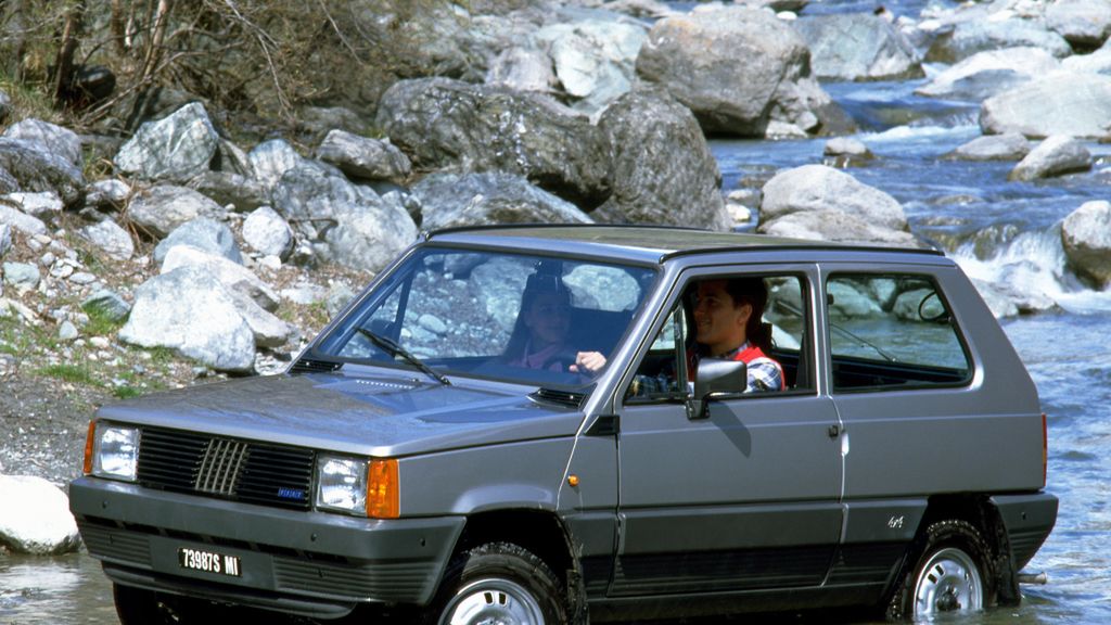 Panda 4x4 wygląda niepozornie, ale to bardzo dzielny samochód.