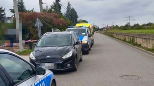 Niemiec wiózł 4-latka. Nagle uderzył w bankomat