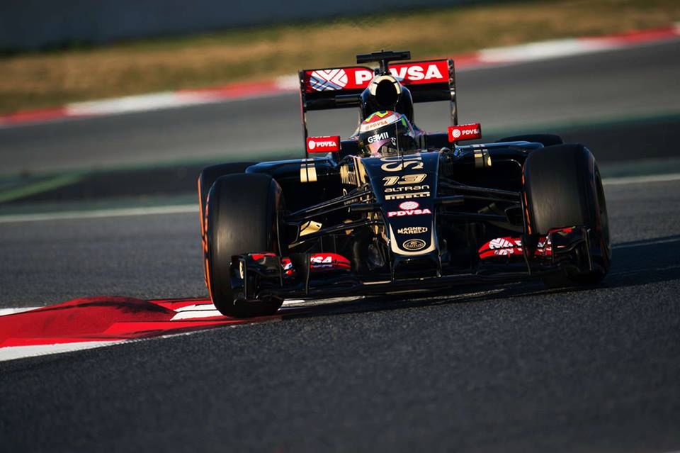 Lotus w dobrej formie podczas testów w Barcelonie