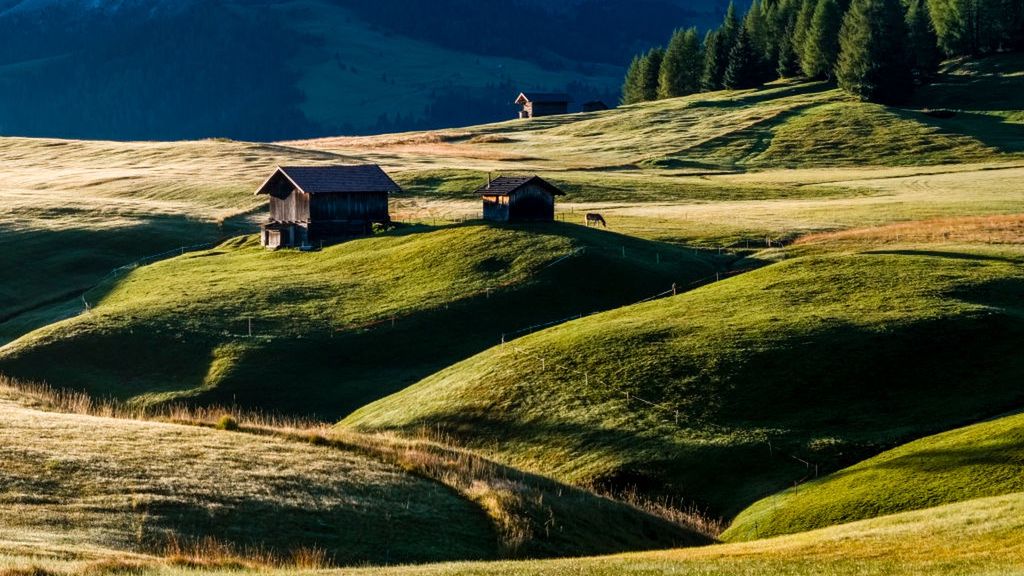 Urokliwe działki rolne w Tyrolu są celem bogatych ludzi. Koszty 