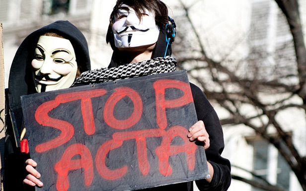 Koniec ACTA bliski. Polscy artyści boją się, że będziemy ich dalej okradać