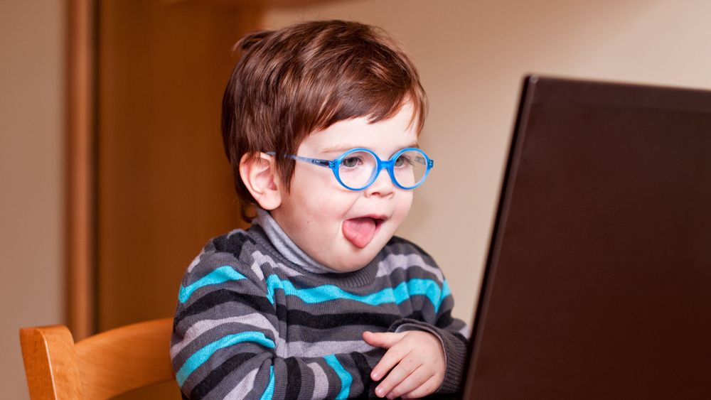 Ostrożnie i bez paniki. Kontrola rodzicielska w Internecie