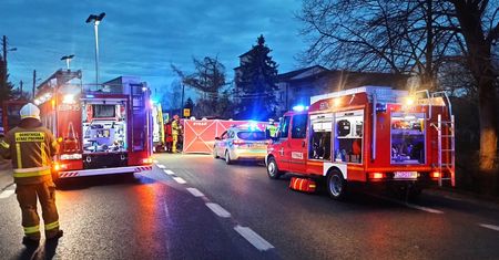 Śmiertelny wypadek nad ranem. Zginęli obaj kierowcy