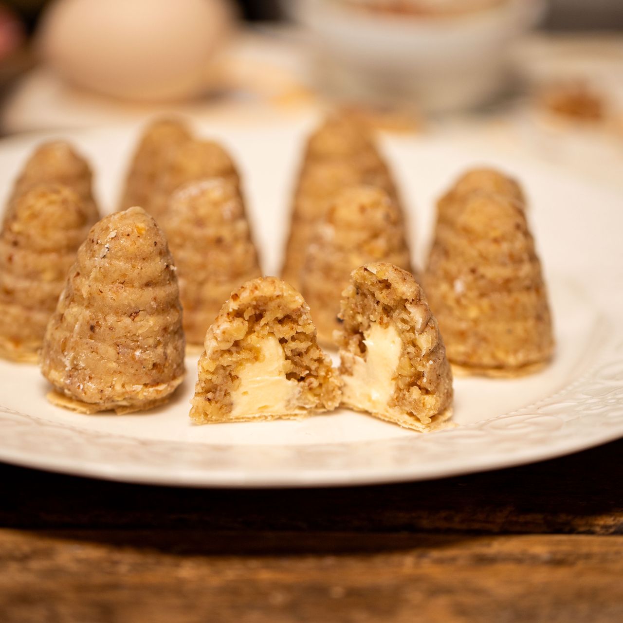 Walnut honeycomb with advocaat cream