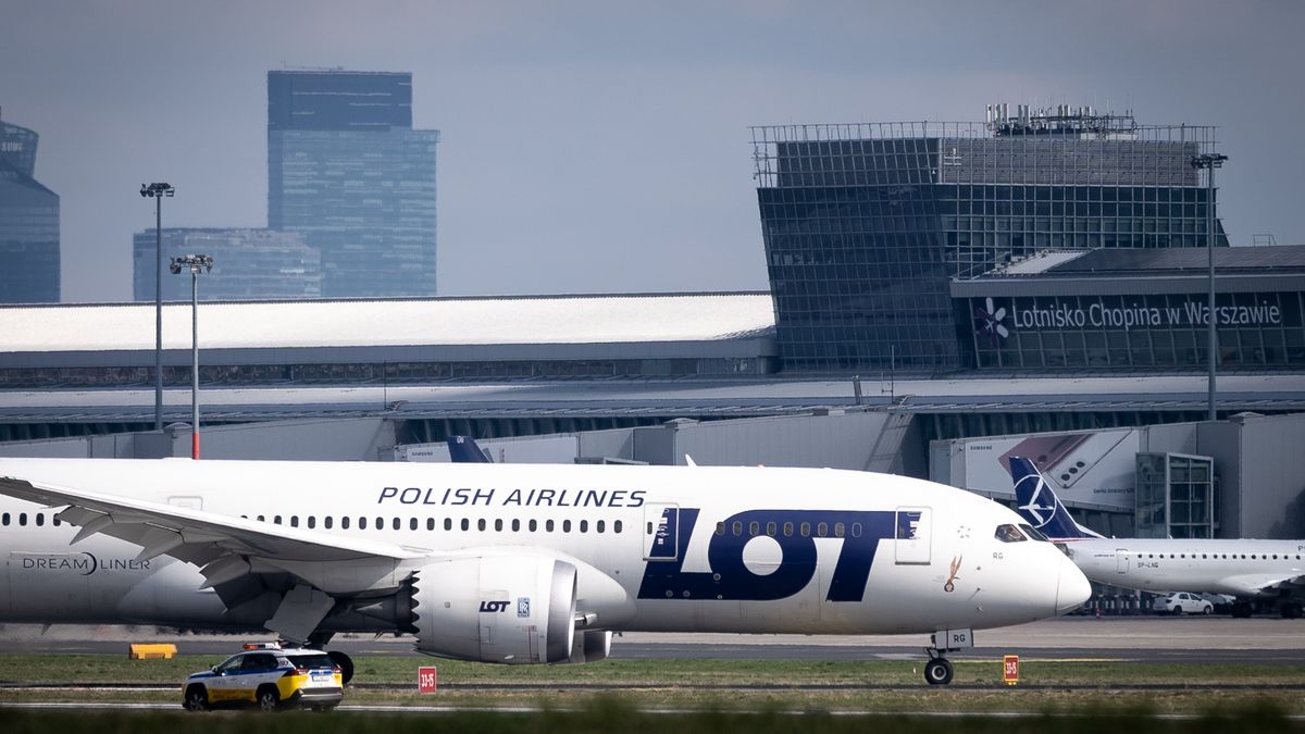 Adamczyk: jeśli będzie porozumienie w PAŻP - ruch lotniczy po 1 maja bez zaburzeń