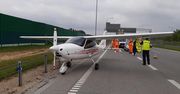 Awaryjne lądowanie awionetki na A1. Pilot podjął dramatyczną decyzję