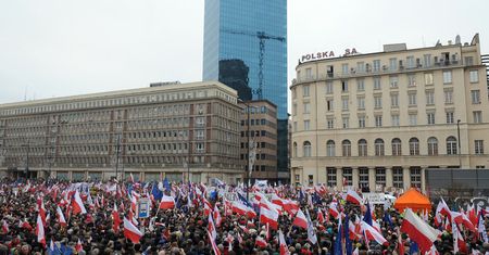 Tłumy na manifestacjach KOD w całej Polsce! (DUŻO ZDJĘĆ)