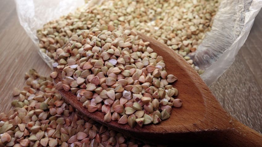 Kasza orkiszowa jest bogata w witaminy i minerały