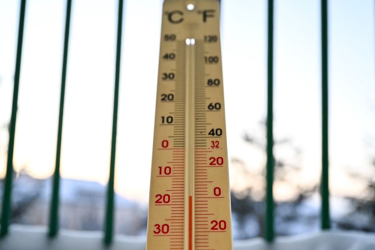 Duże różnice temperatur.