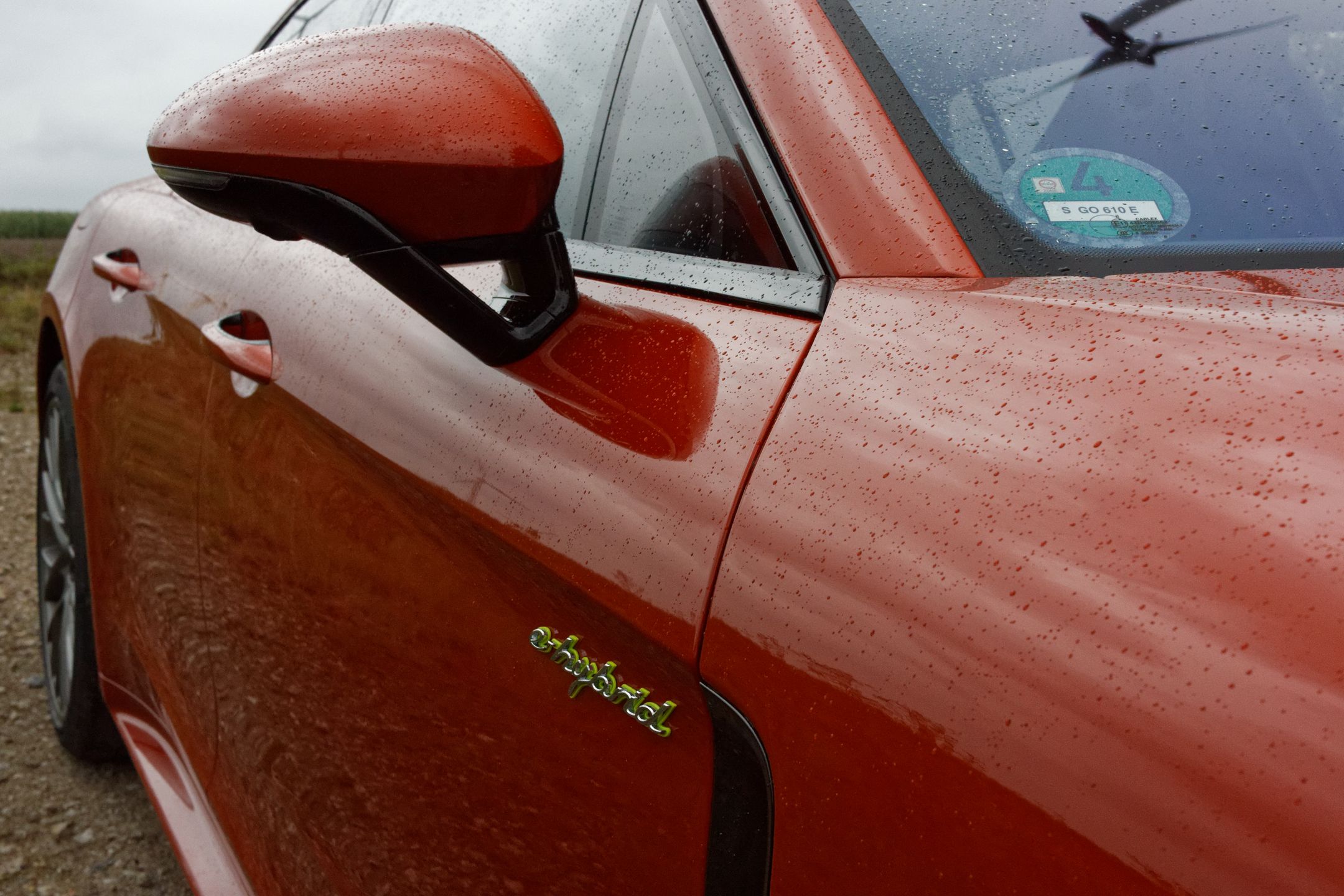 Hybrydowa Panamera pozostaje prawdziwym Porsche