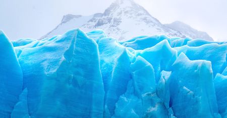 Ocieplenie klimatu przyspiesza. Oderwał się gigantyczny lodowiec