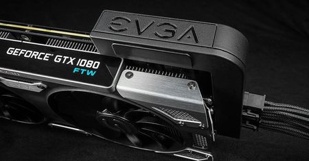 EVGA PowerLink poprawi aranżację okablowania karty graficznej