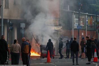 Belfast szykuje się na kolejne zamieszki. Radny apeluje do polityków