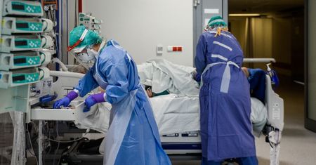Międzynarodowy Dzień Pielęgniarek i Położnych. To one czuwają przy łóżkach pacjentów.