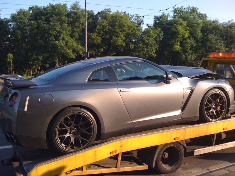 Nissan GT-R