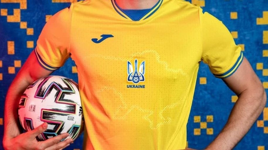 Ukraińskie koszulki na Euro wywołały w Rosji gniew. Poszło m.in. o niemal niewidoczny kontur granic kraju.