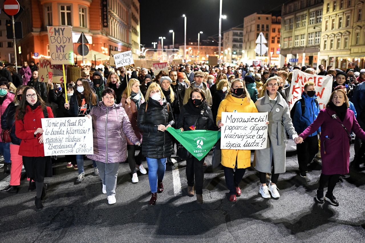 Protesty po śmierci 30-latki z Pszczyny 