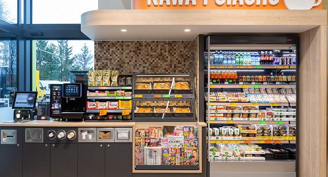 W nowym sklepie Biedronka kasy samoobsługowe, wi-fi dla klientów i kącik kawowy