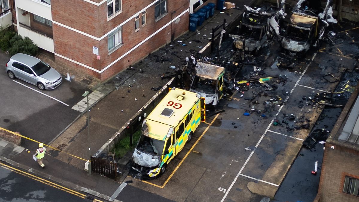 Są pierwsze zatrzymania po podpaleniu ambulansów