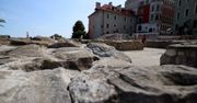 Lublin: Był kościół, zostały fundamenty, a teraz wyrośnie dąb. Zmiany na staromiejskim placu