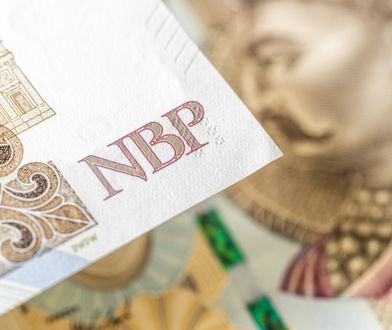 Rynek liczy na dalsze obniżki. Wiara w głębokie cięcia stóp