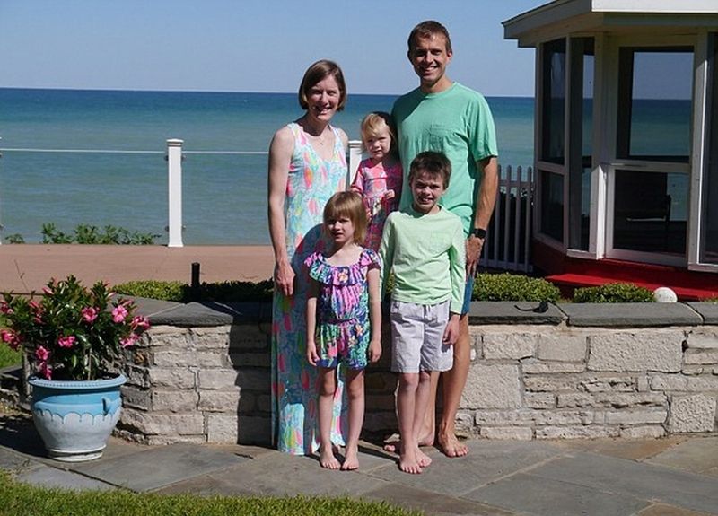 Annie choruje na raka jelita grubego