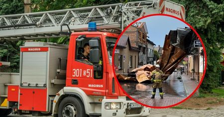 Gwałtowna burza w Małopolsce. Zerwany dach kościoła w Brzesku